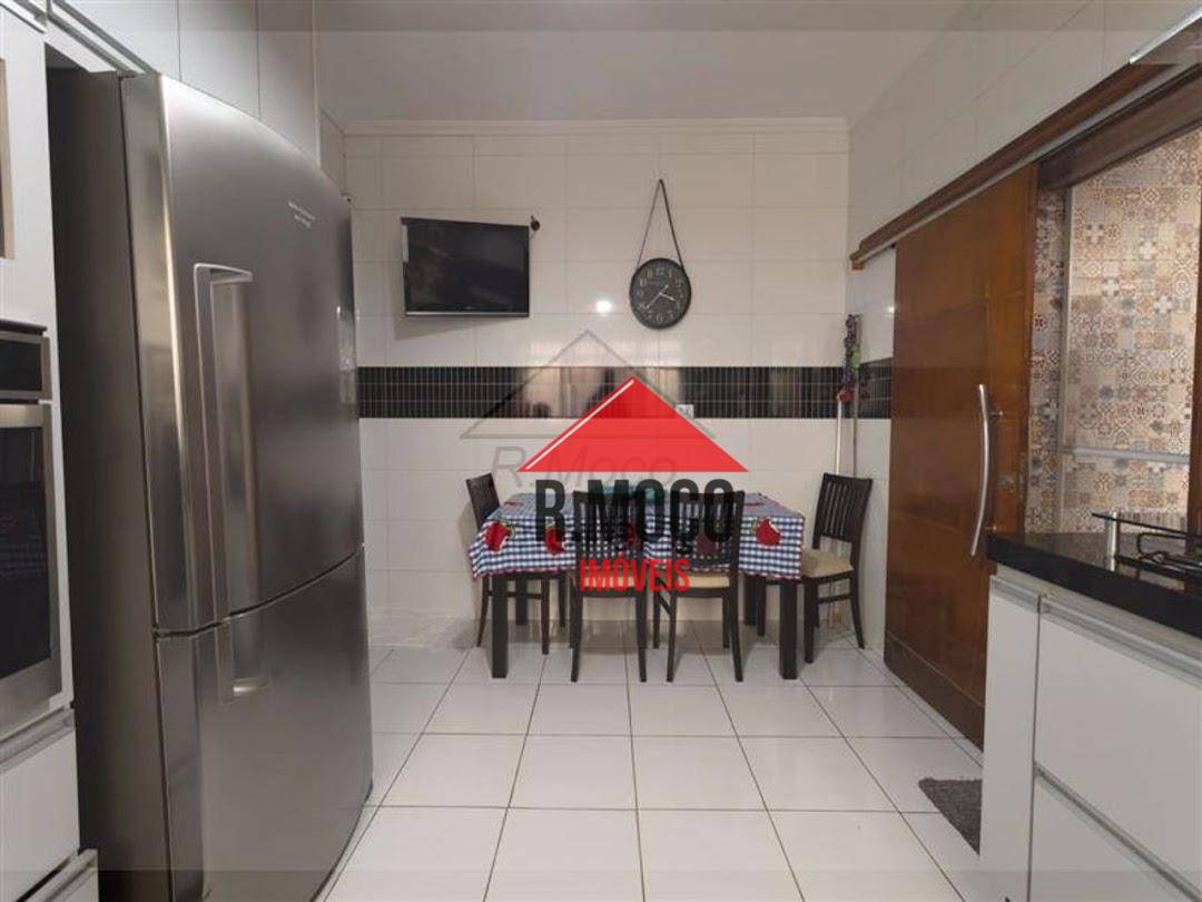 Casa à venda com 4 quartos, 380m² - Foto 6