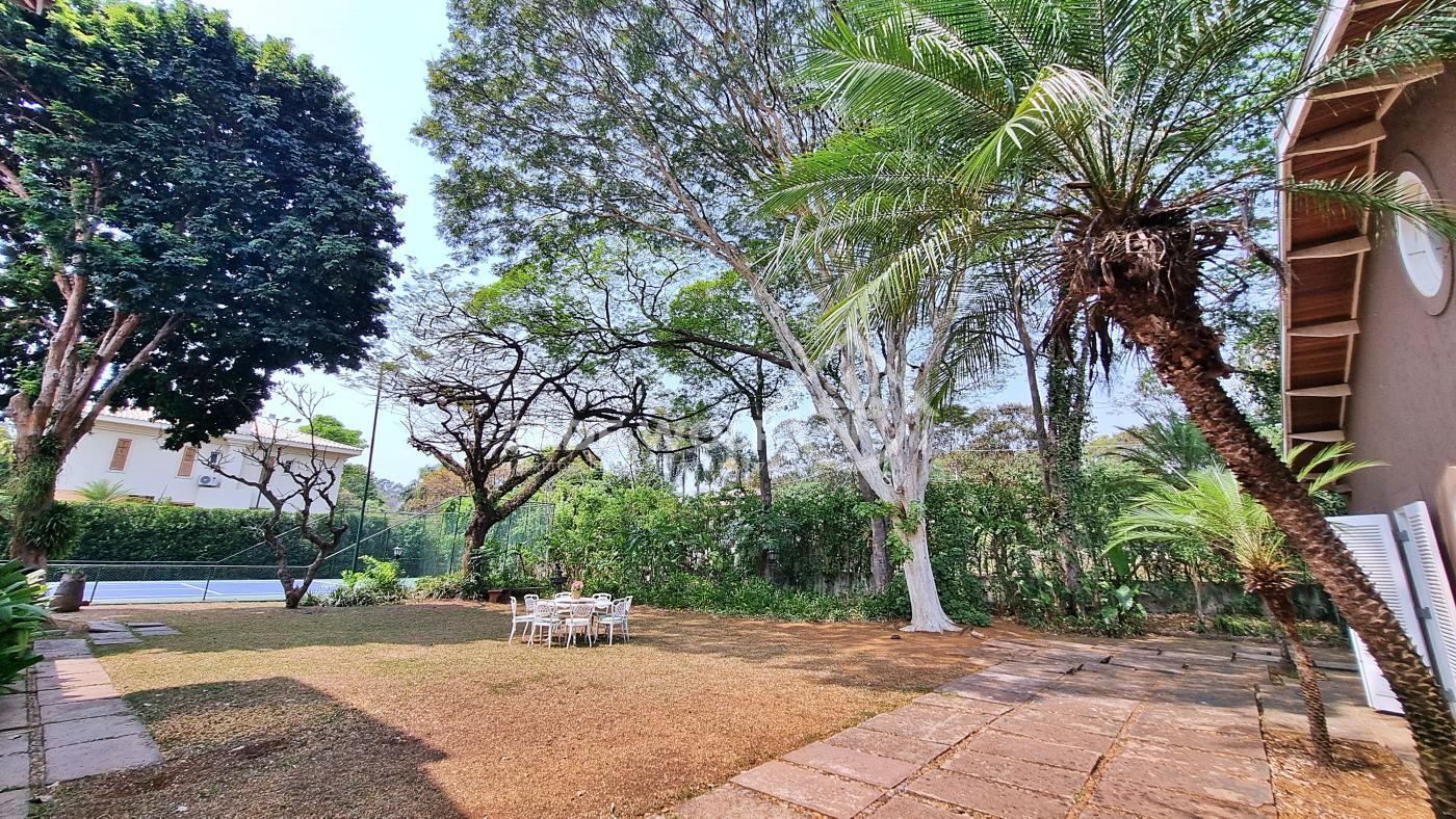 Casa de Condomínio à venda com 4 quartos, 3600m² - Foto 27