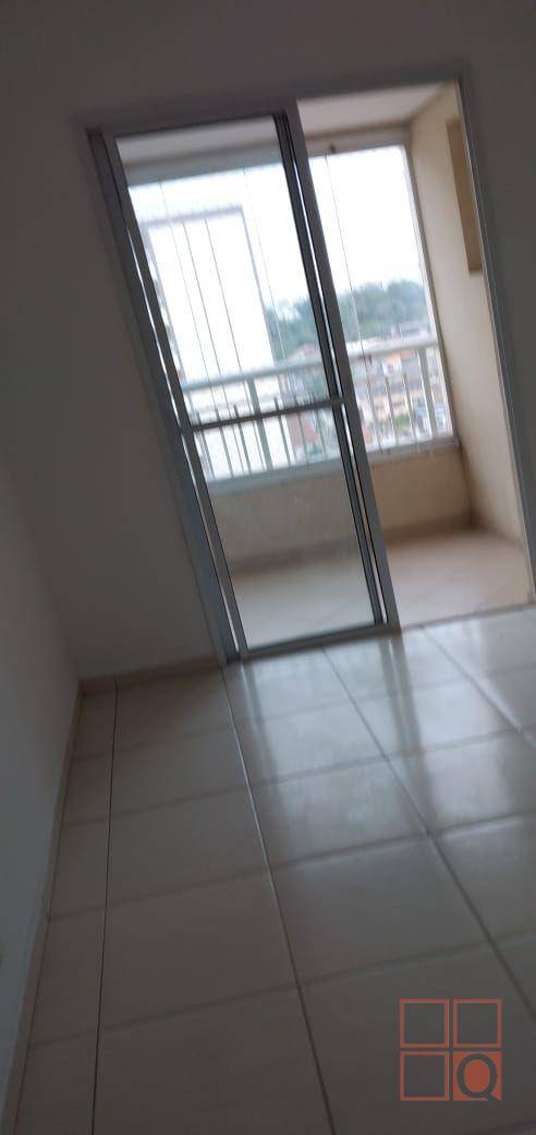 Apartamento à venda com 3 quartos, 65m² - Foto 8