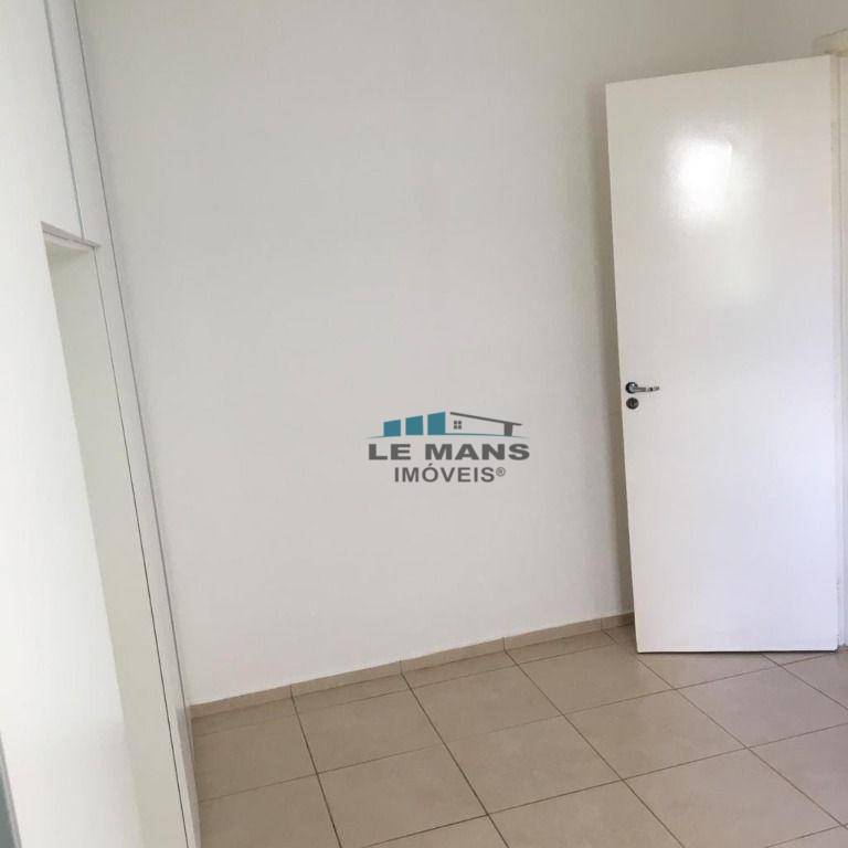 Apartamento à venda com 2 quartos, 55m² - Foto 21