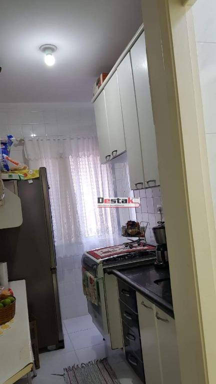 Apartamento à venda com 2 quartos, 50m² - Foto 16