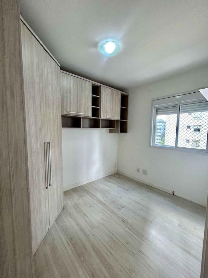 Apartamento à venda com 3 quartos, 70m² - Foto 8