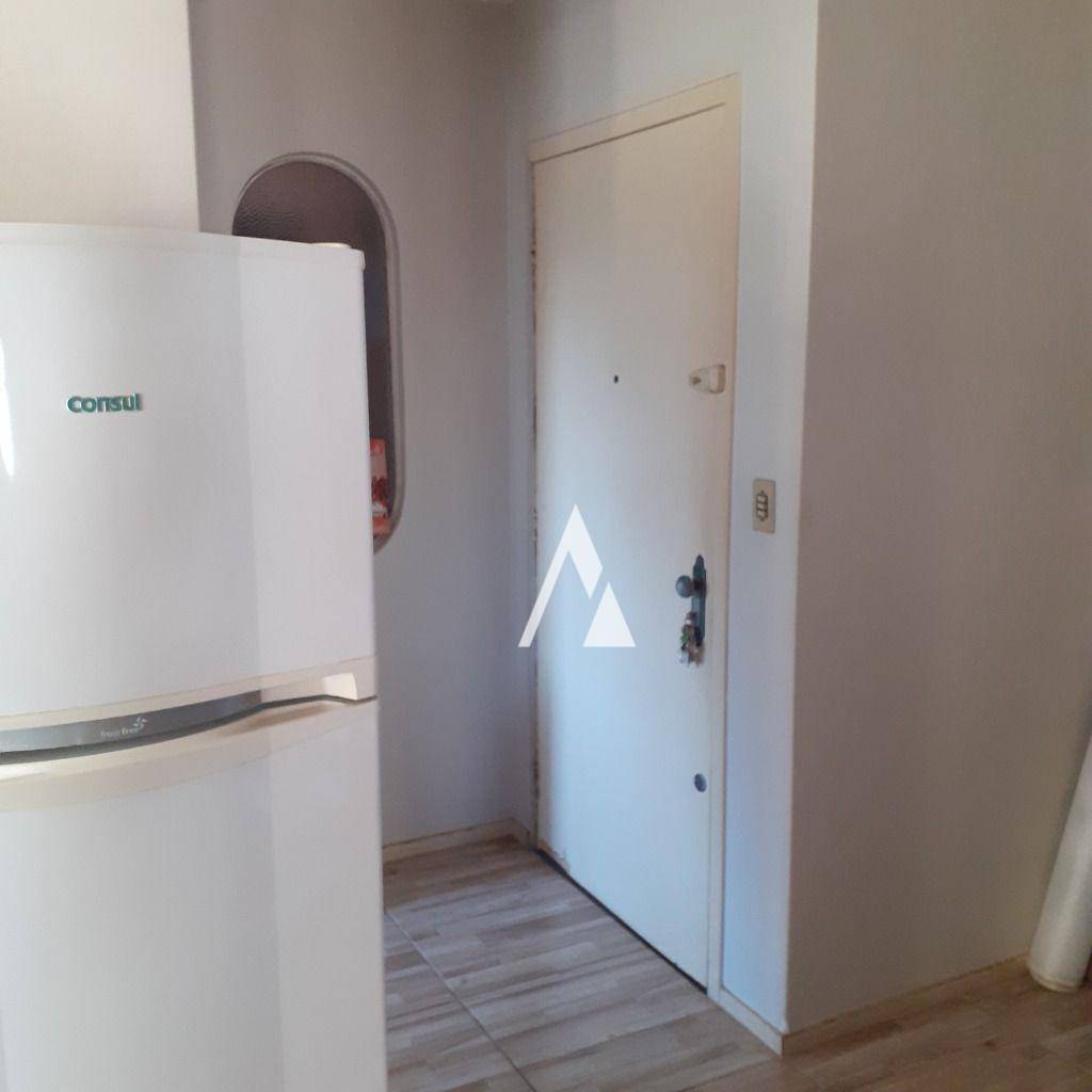 Apartamento à venda com 2 quartos, 66m² - Foto 11