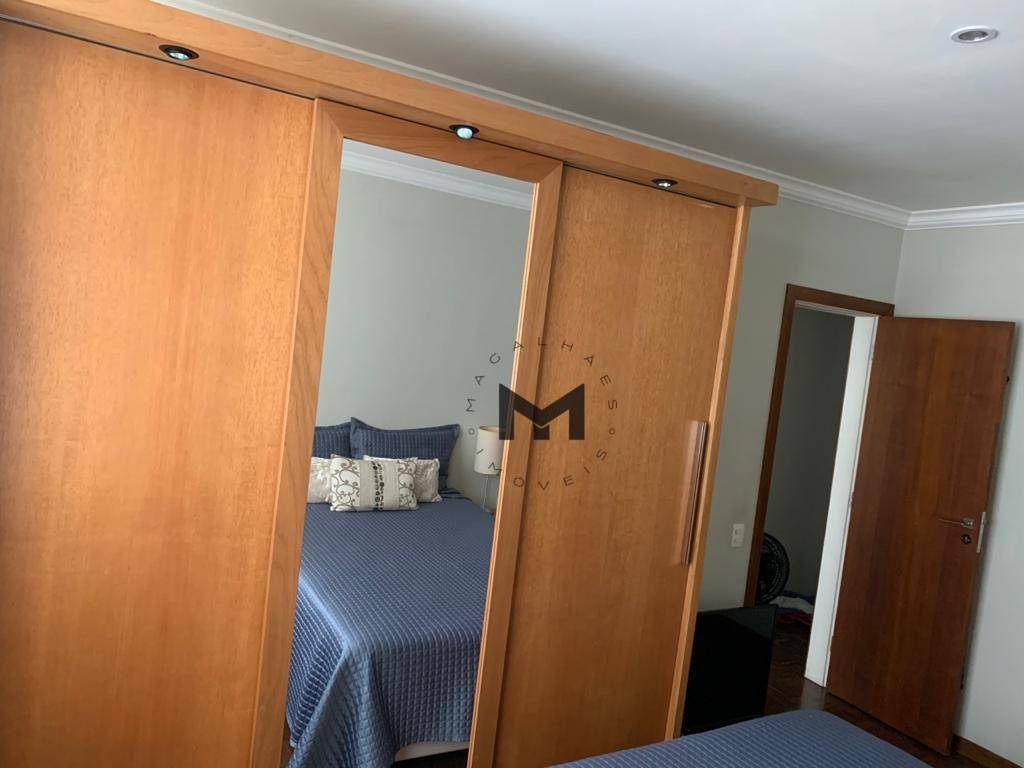 Apartamento à venda com 3 quartos, 123m² - Foto 8