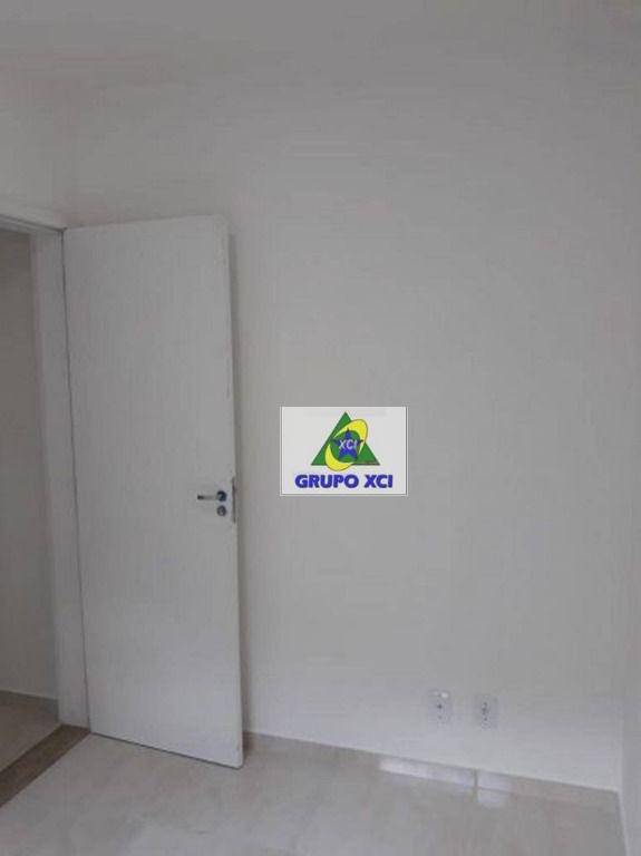 Apartamento à venda com 1 quarto, 1233m² - Foto 11