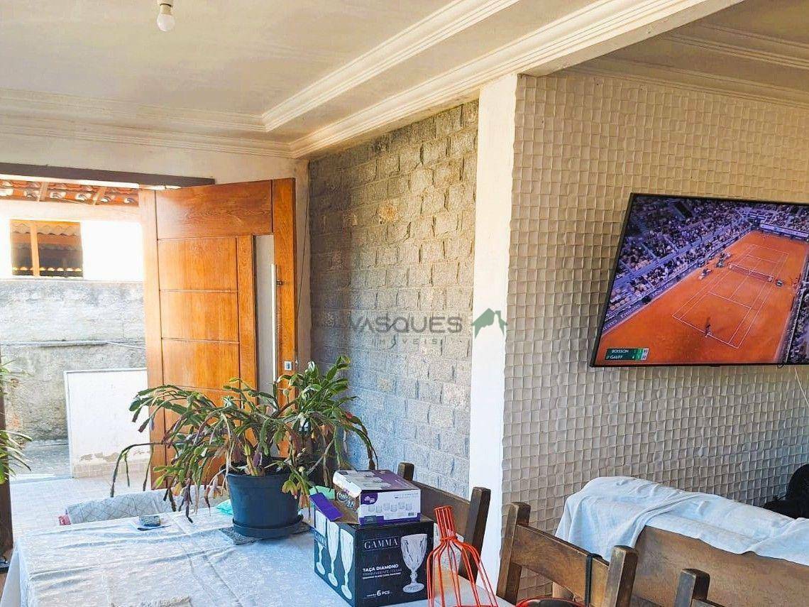 Casa à venda com 3 quartos, 80m² - Foto 2