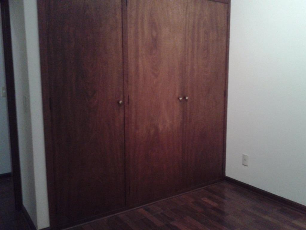 Apartamento à venda com 3 quartos, 127m² - Foto 9