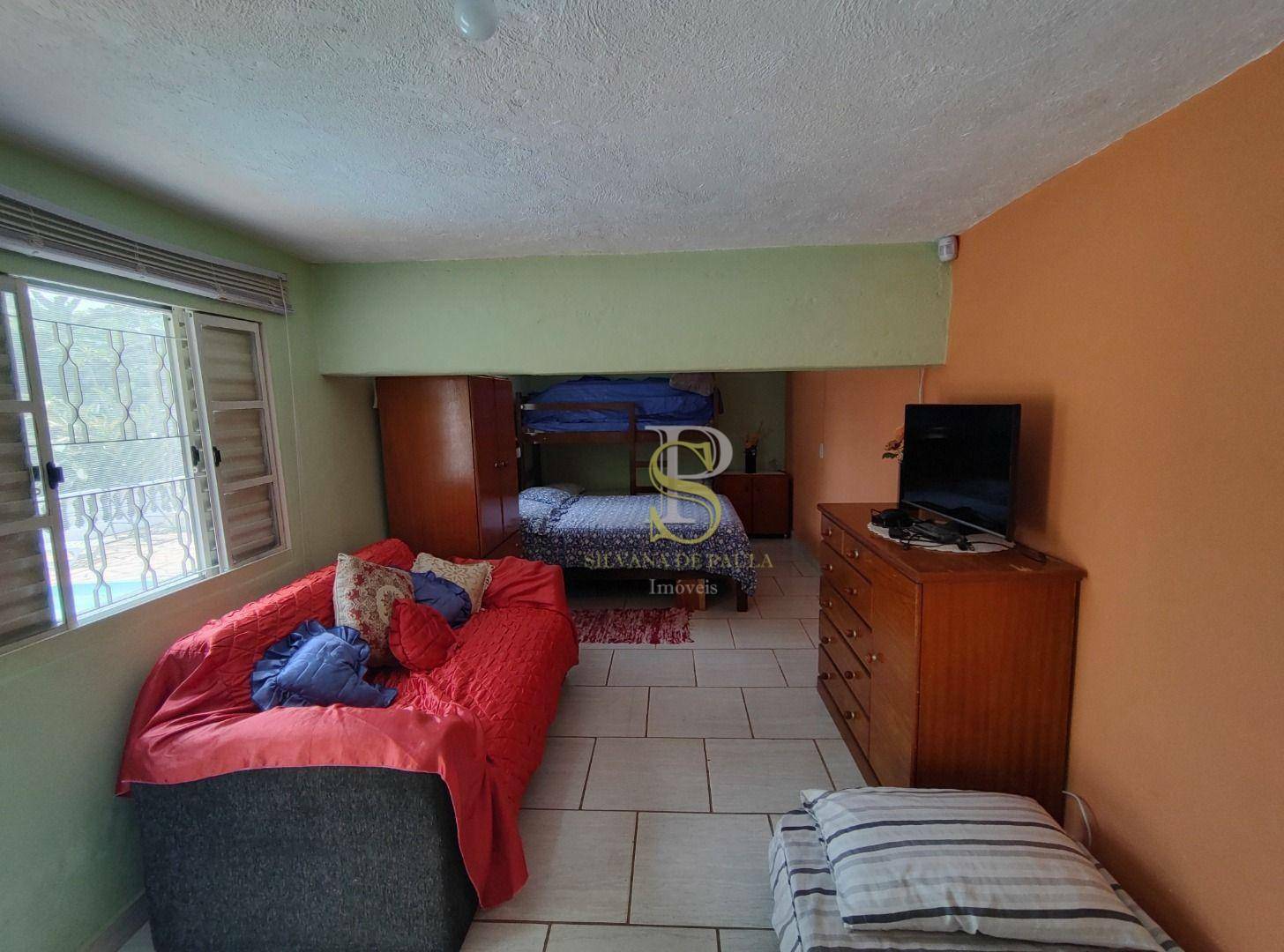 Chácara à venda com 3 quartos, 187m² - Foto 12