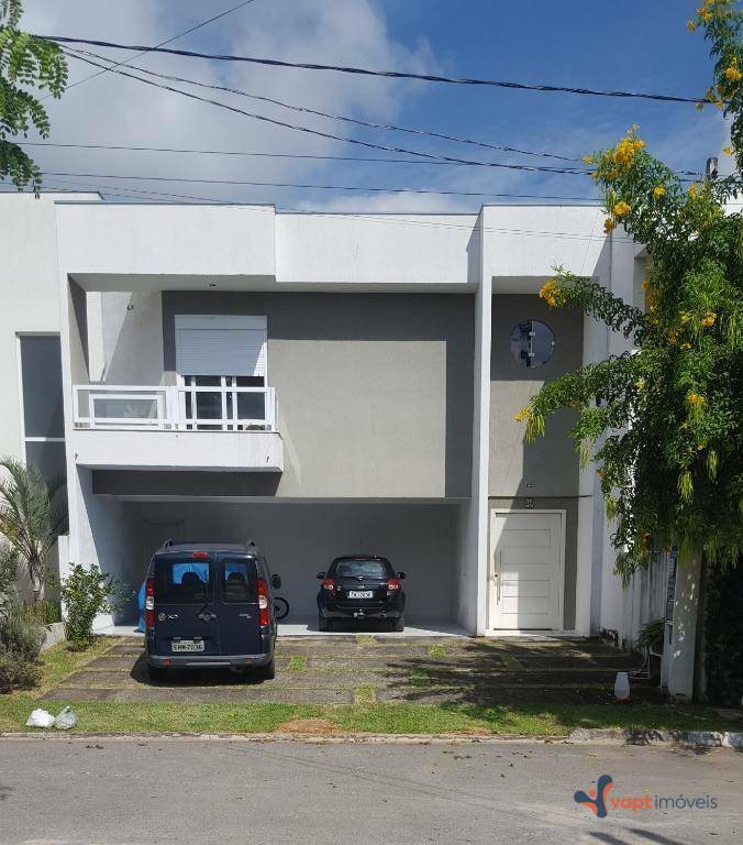 Sobrado à venda com 3 quartos, 210m² - Foto 1