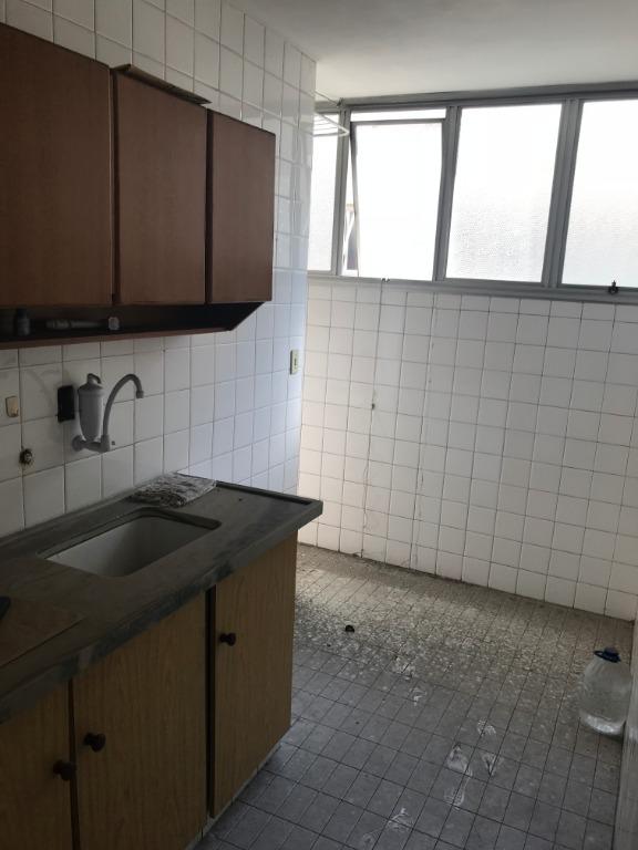 Apartamento à venda com 2 quartos, 54m² - Foto 12