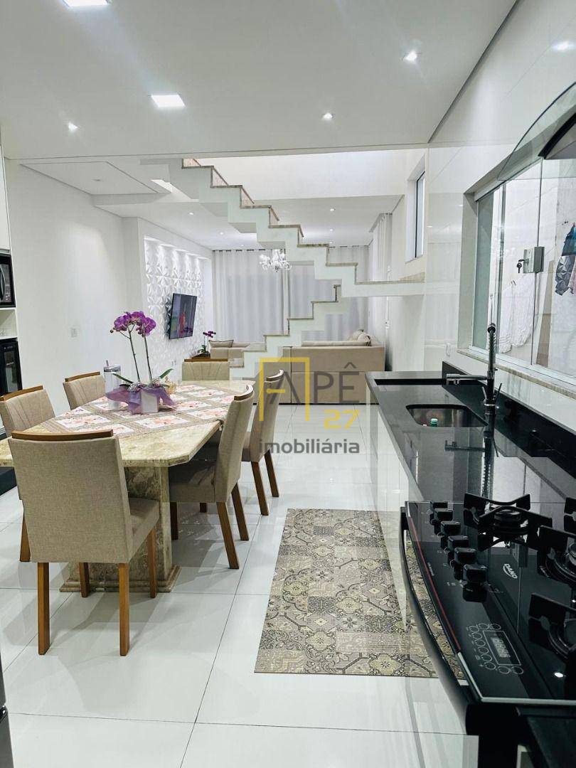 Sobrado, 3 quartos, 200 m² - Foto 2