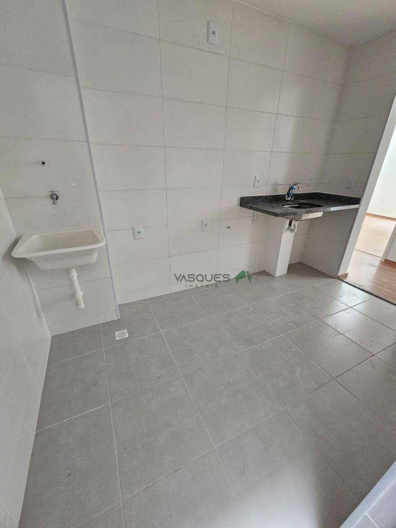 Apartamento à venda com 2 quartos, 50m² - Foto 9