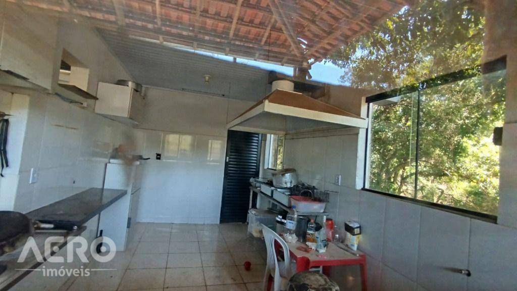 Chácara à venda e aluguel com 5 quartos, 400m² - Foto 24