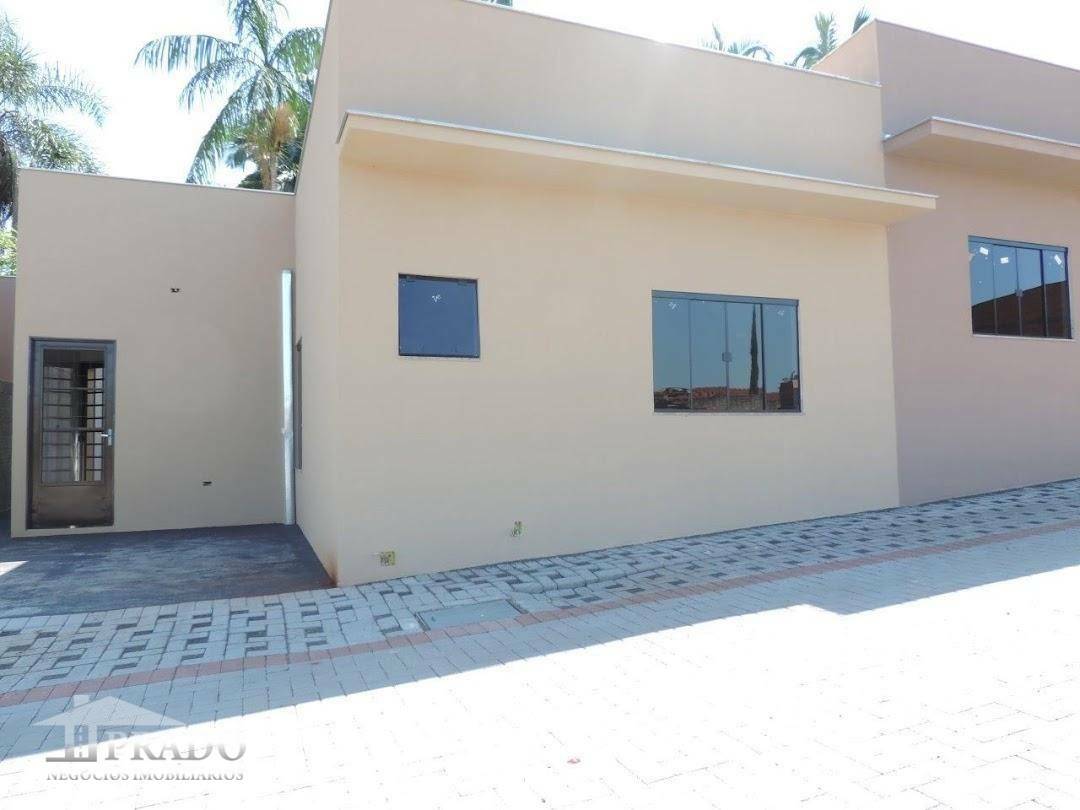 Casa à venda com 2 quartos, 58m² - Foto 2