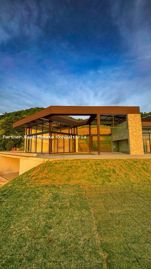 Casa à venda com 8 quartos, 132614m² - Foto 43