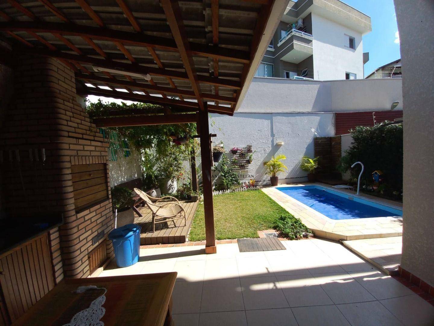 Casa à venda com 3 quartos, 164m² - Foto 12