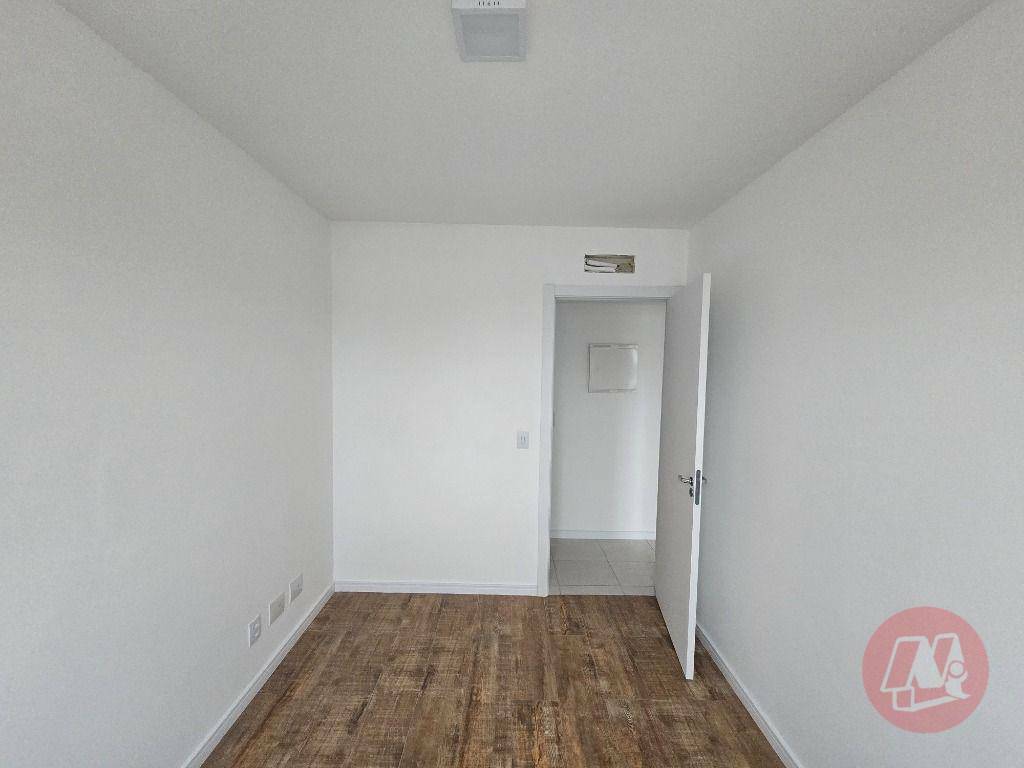 Apartamento para alugar com 3 quartos, 74m² - Foto 15