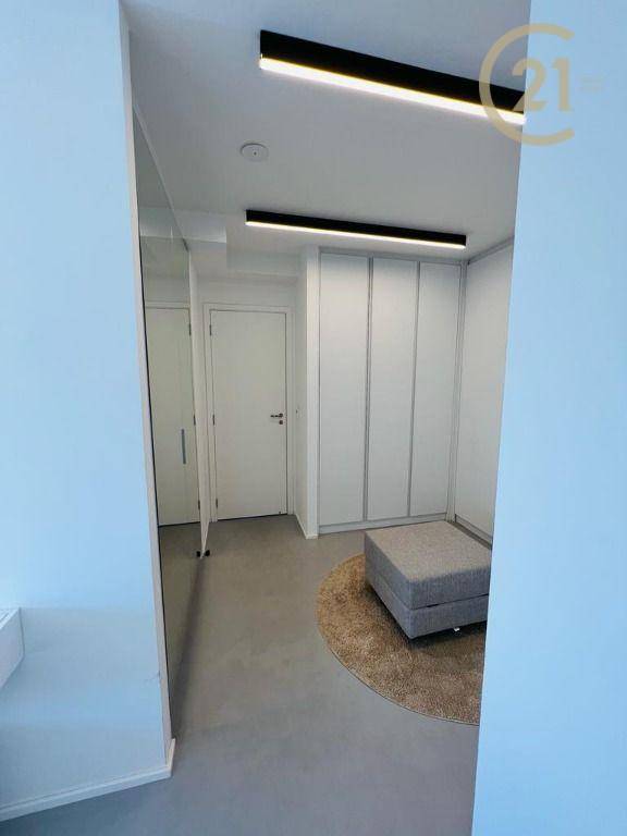 Apartamento à venda com 3 quartos, 241m² - Foto 29