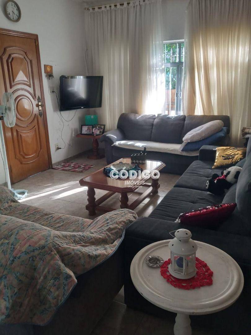 Sobrado à venda com 4 quartos, 237m² - Foto 4