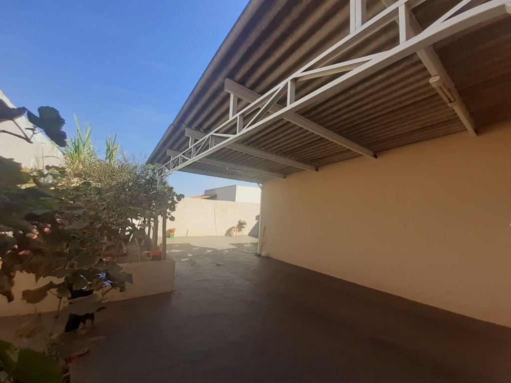 Casa à venda com 2 quartos, 60m² - Foto 12