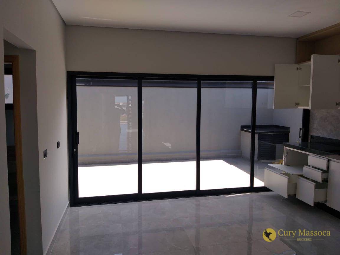 Casa de Condomínio para alugar com 3 quartos, 171m² - Foto 9