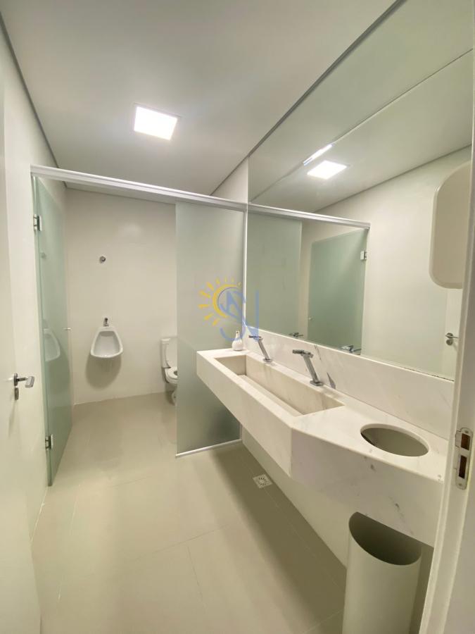 Cobertura à venda com 4 quartos, 340m² - Foto 32