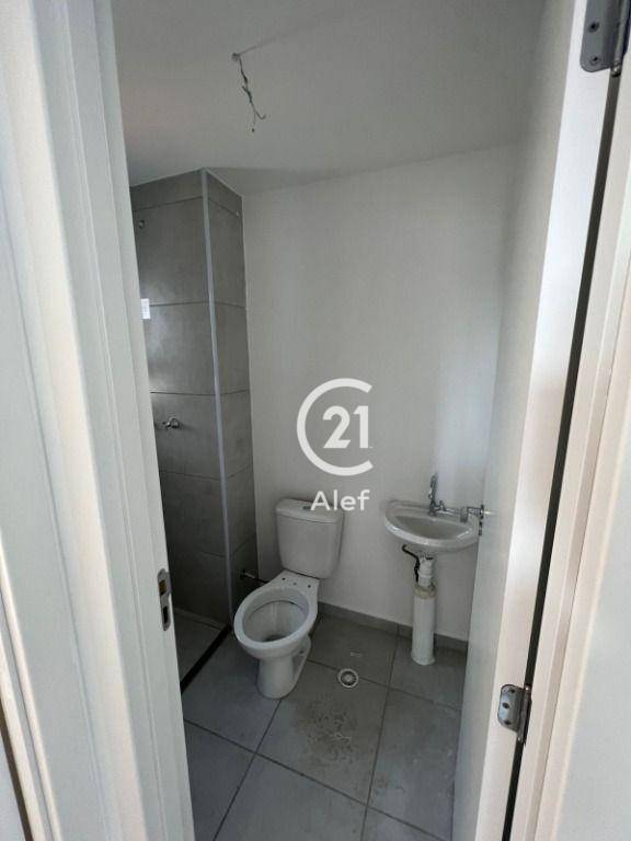 Apartamento à venda com 2 quartos, 40m² - Foto 6