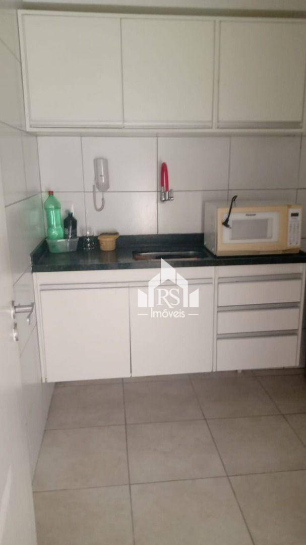 Apartamento à venda com 2 quartos, 75m² - Foto 2