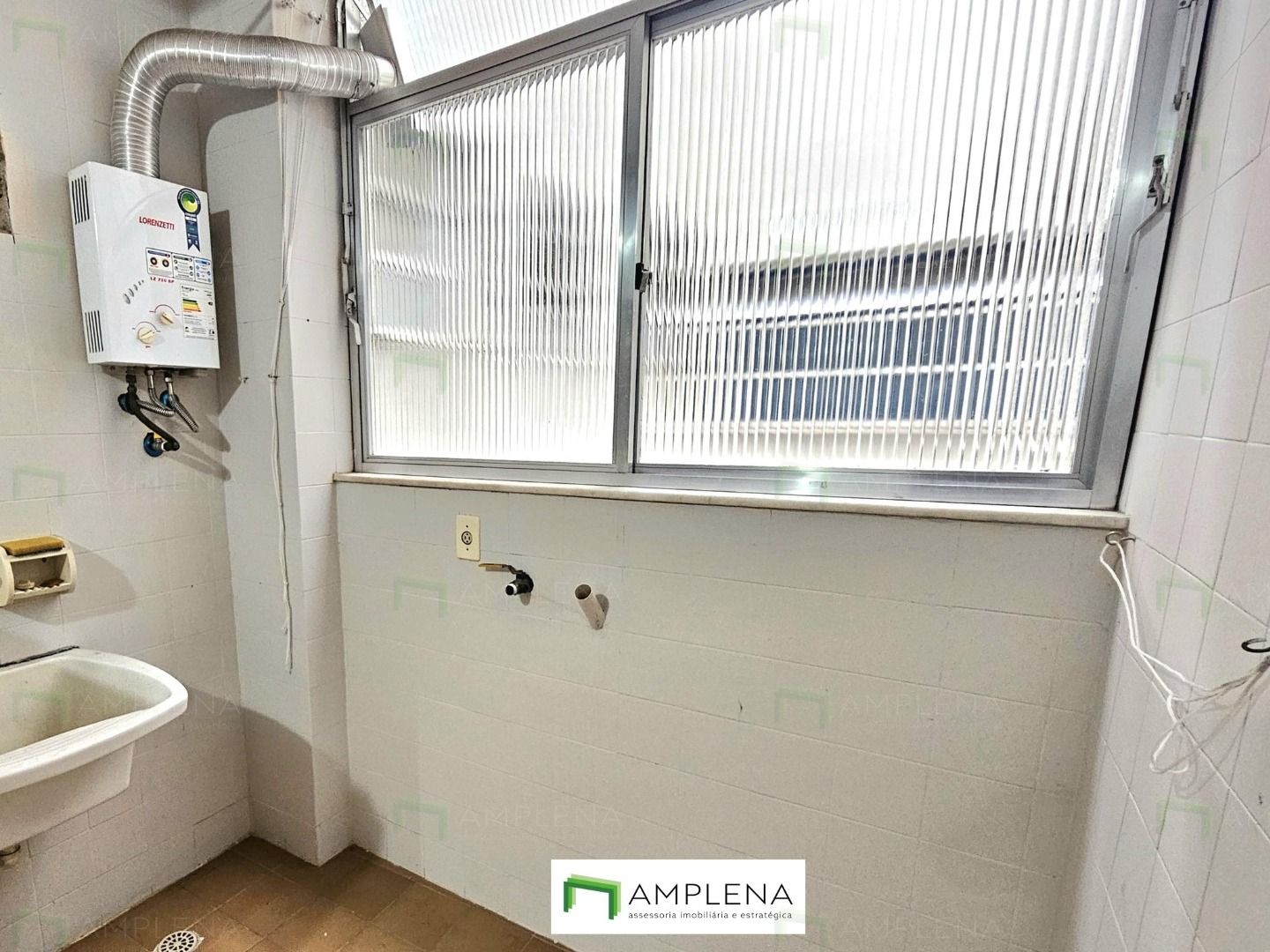 Apartamento à venda com 2 quartos, 40m² - Foto 22