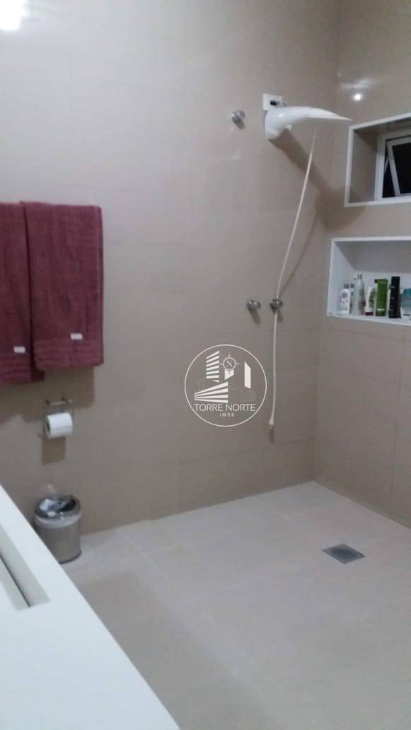 Sobrado à venda com 4 quartos, 260m² - Foto 46