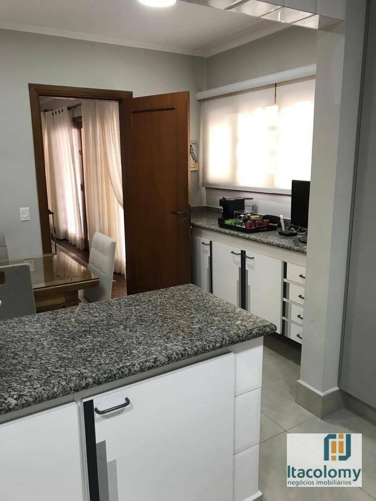 Casa de Condomínio à venda com 4 quartos, 310m² - Foto 10