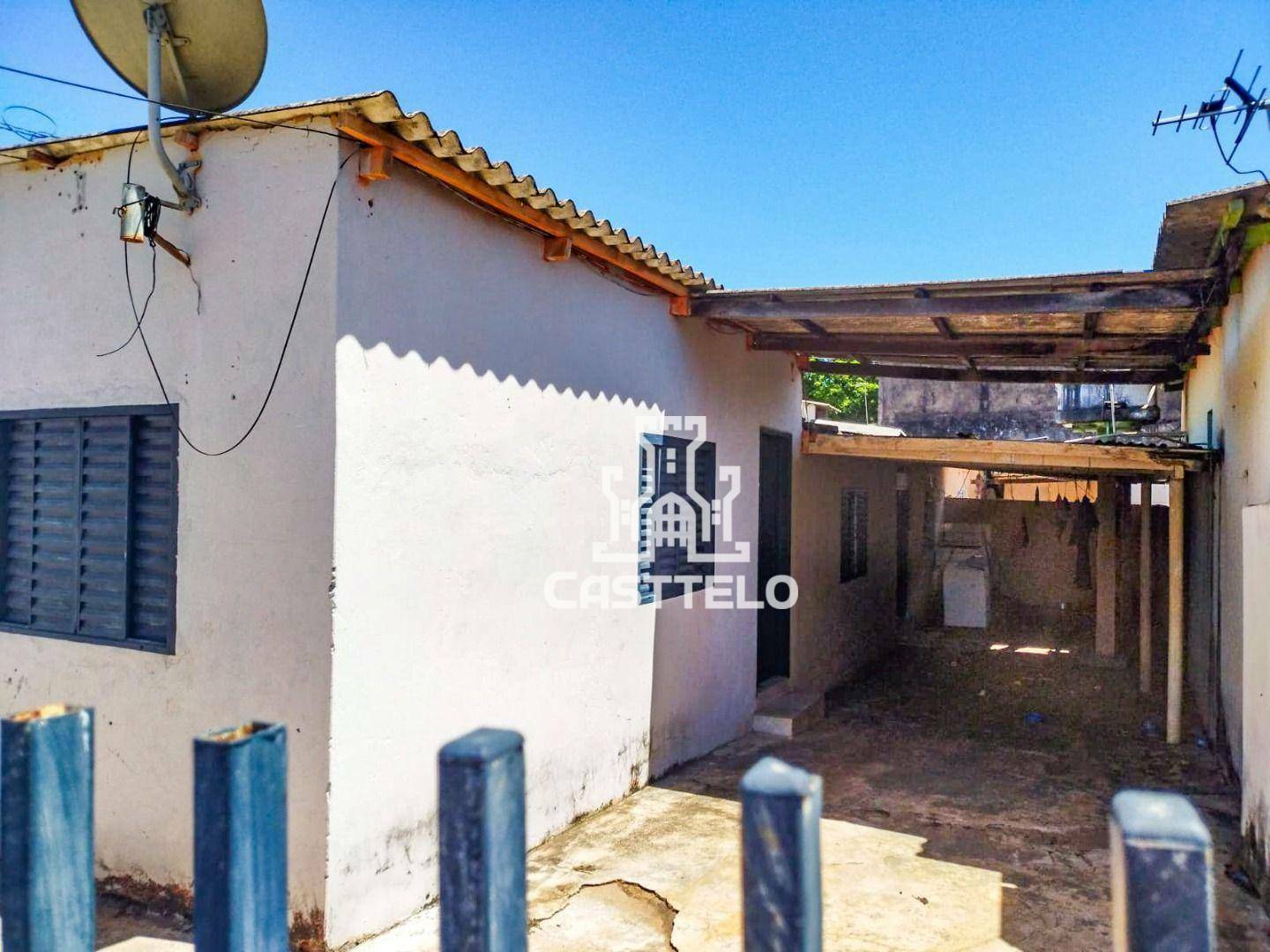 Casa à venda com 8 quartos, 128m² - Foto 5