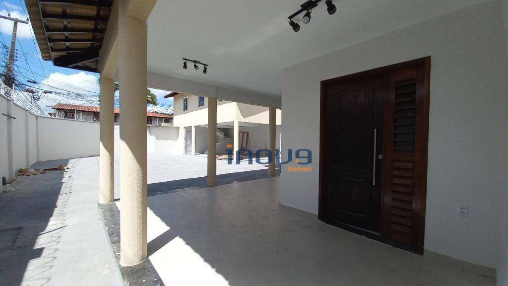 Casa à venda e aluguel com 4 quartos, 260m² - Foto 5