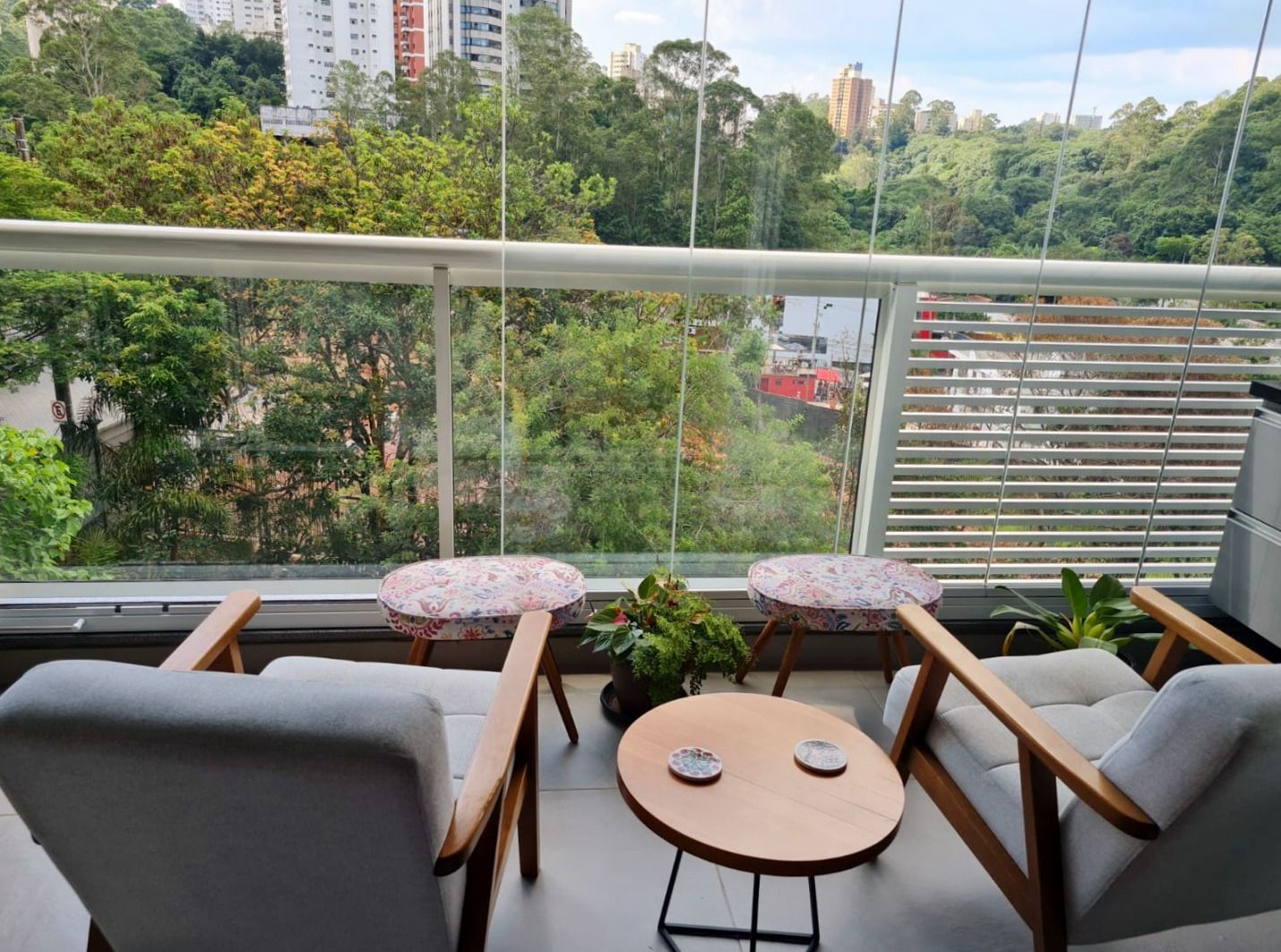 Apartamento à venda com 1 quarto, 39m² - Foto 2