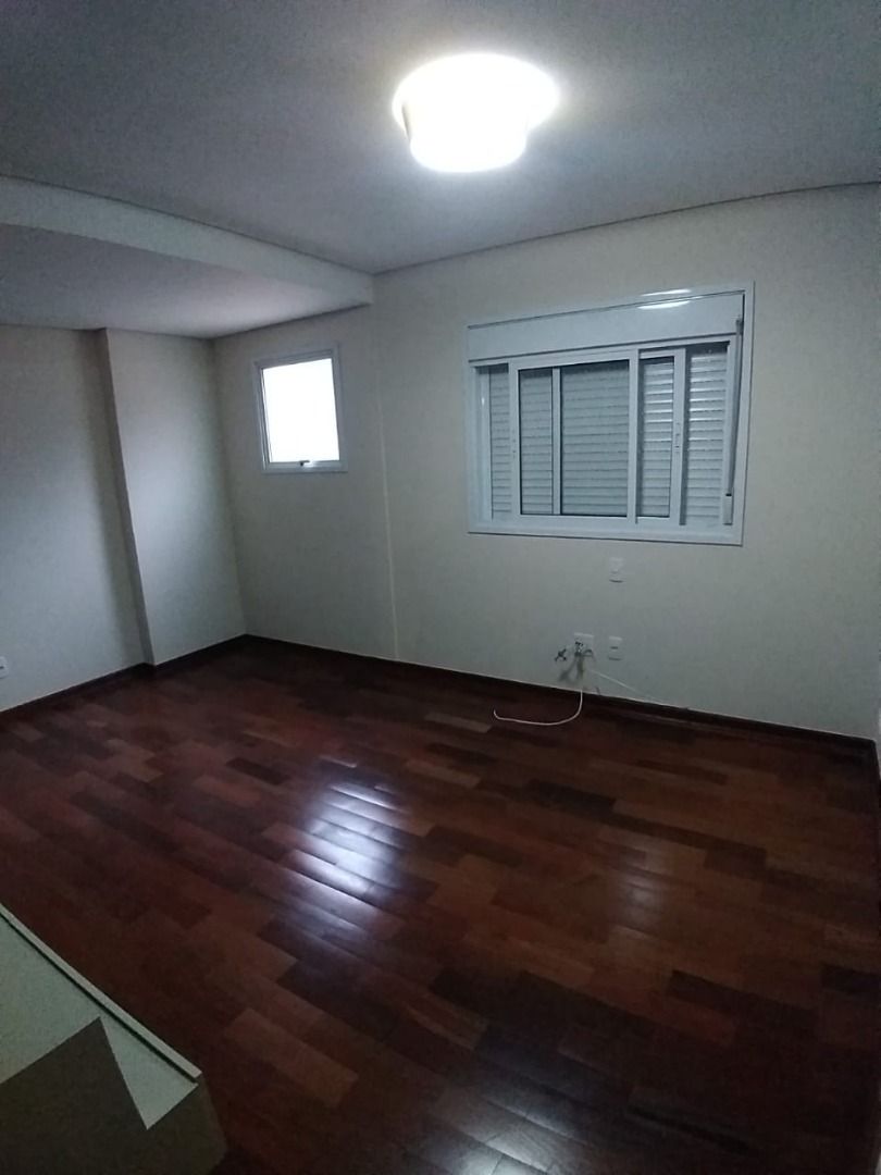 Apartamento à venda com 4 quartos, 245m² - Foto 14