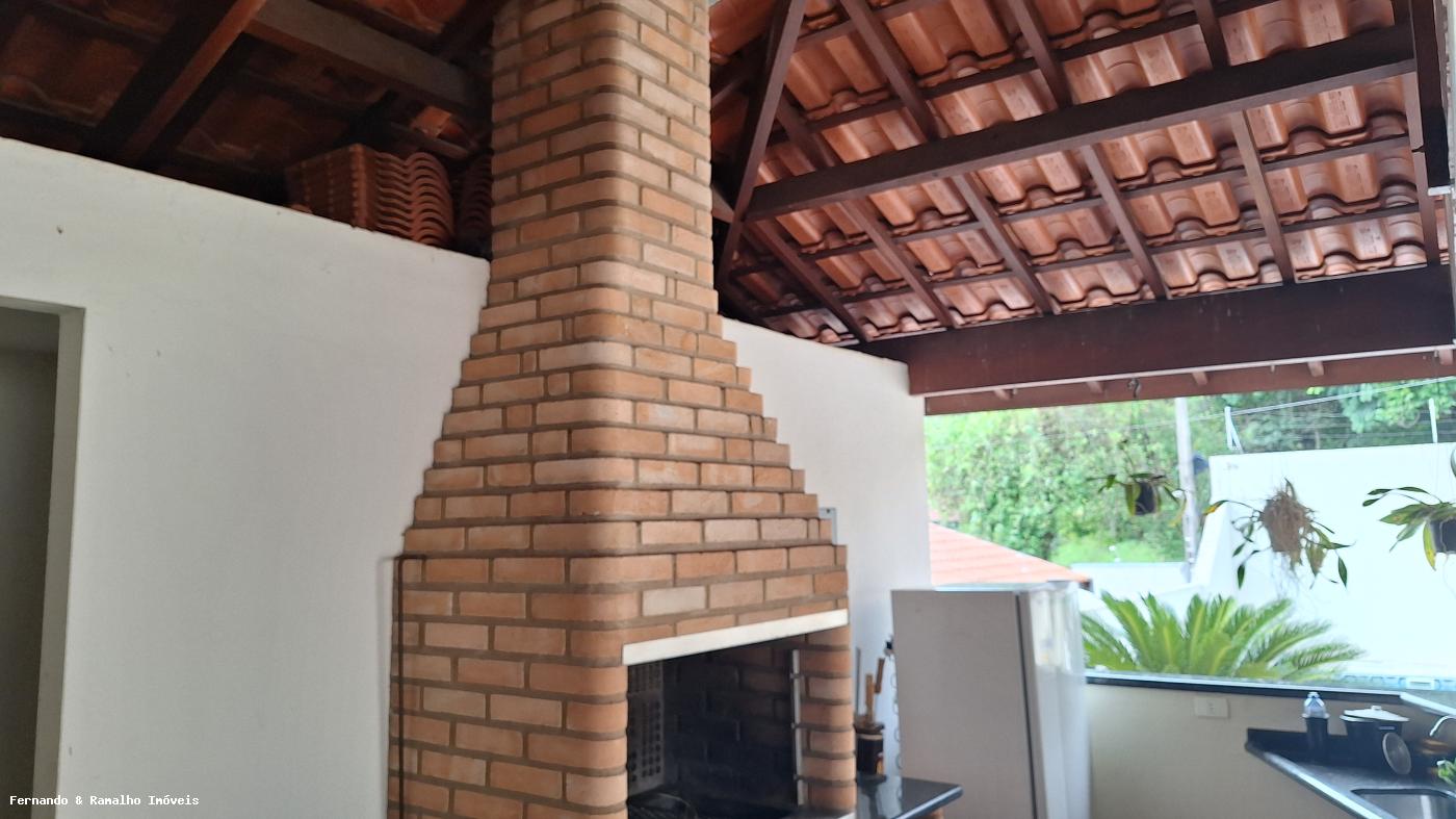 Casa à venda com 3 quartos, 450m² - Foto 32