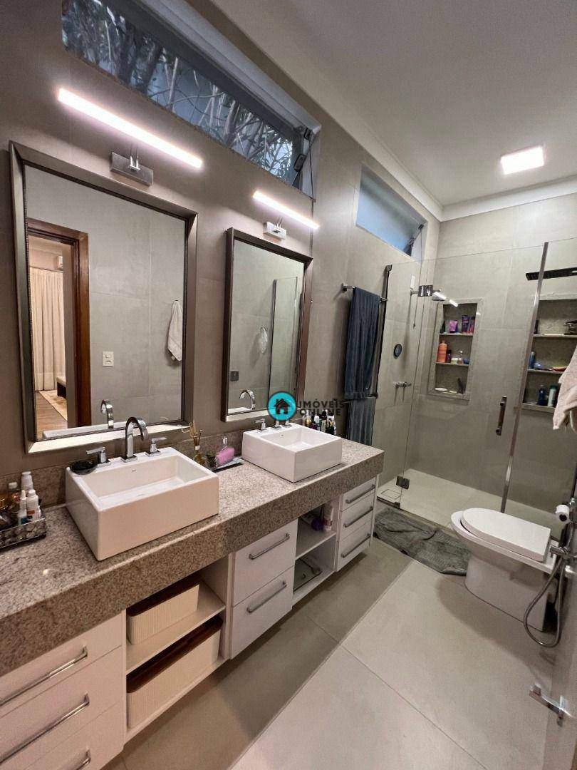 Casa à venda com 3 quartos, 270m² - Foto 13