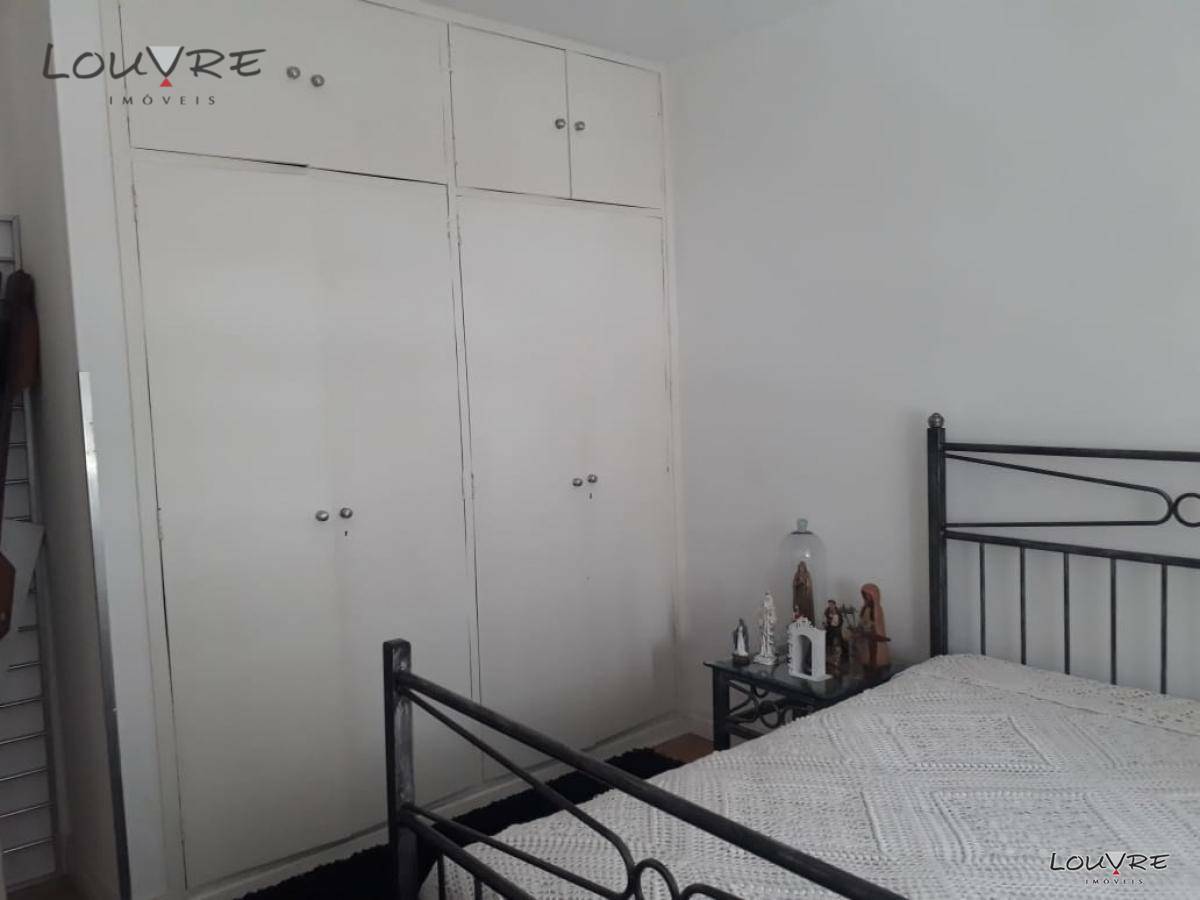 Apartamento à venda com 3 quartos, 127m² - Foto 13