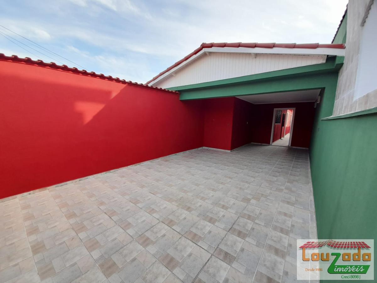 Casa à venda com 3 quartos, 298m² - Foto 2