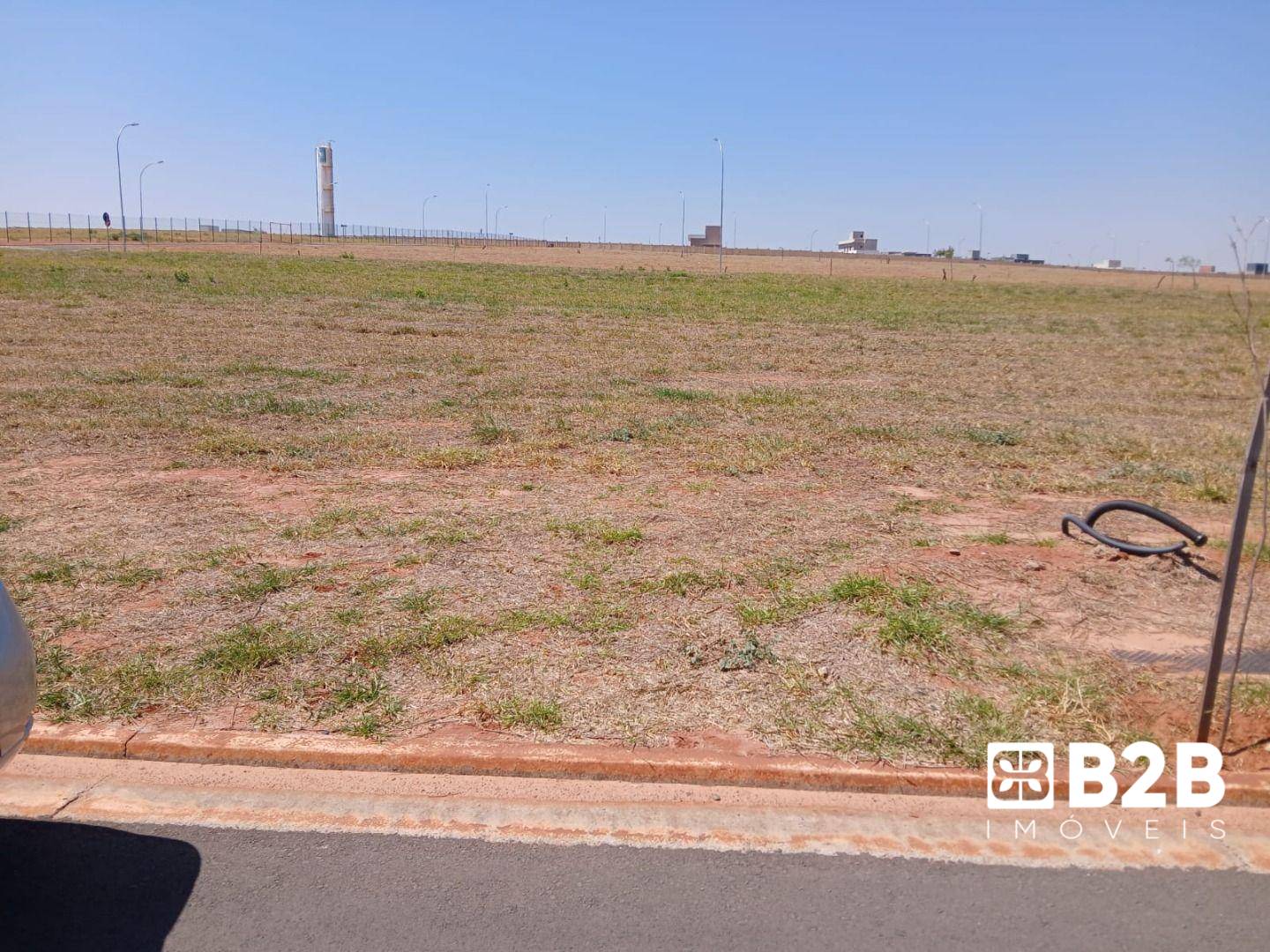 Loteamento e Condomínio, 318 m² - Foto 1