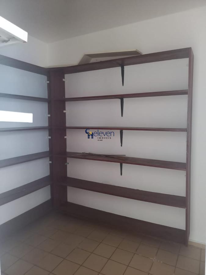 Apartamento à venda com 3 quartos - Foto 13