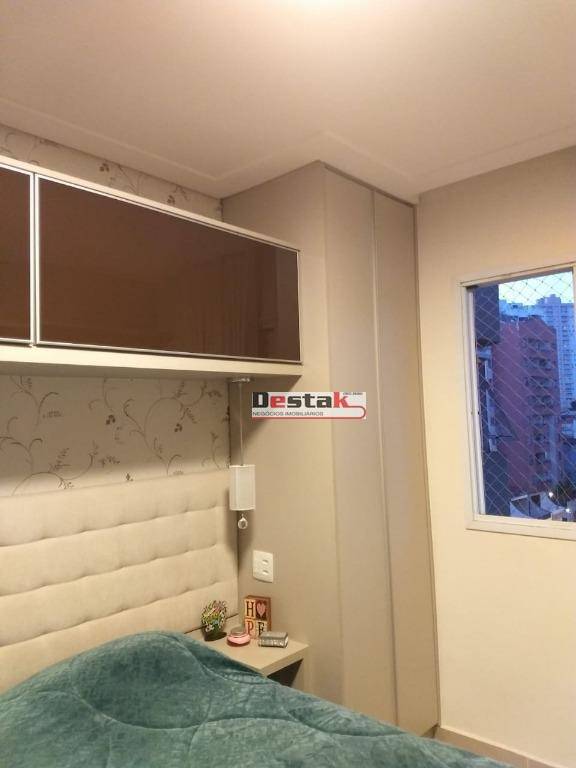 Apartamento à venda com 2 quartos, 60m² - Foto 7