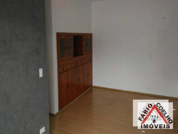 Apartamento à venda com 2 quartos, 66m² - Foto 7