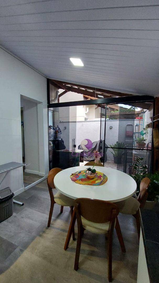 Sobrado à venda com 3 quartos, 80m² - Foto 13