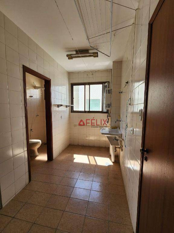 Apartamento à venda com 3 quartos, 111m² - Foto 8