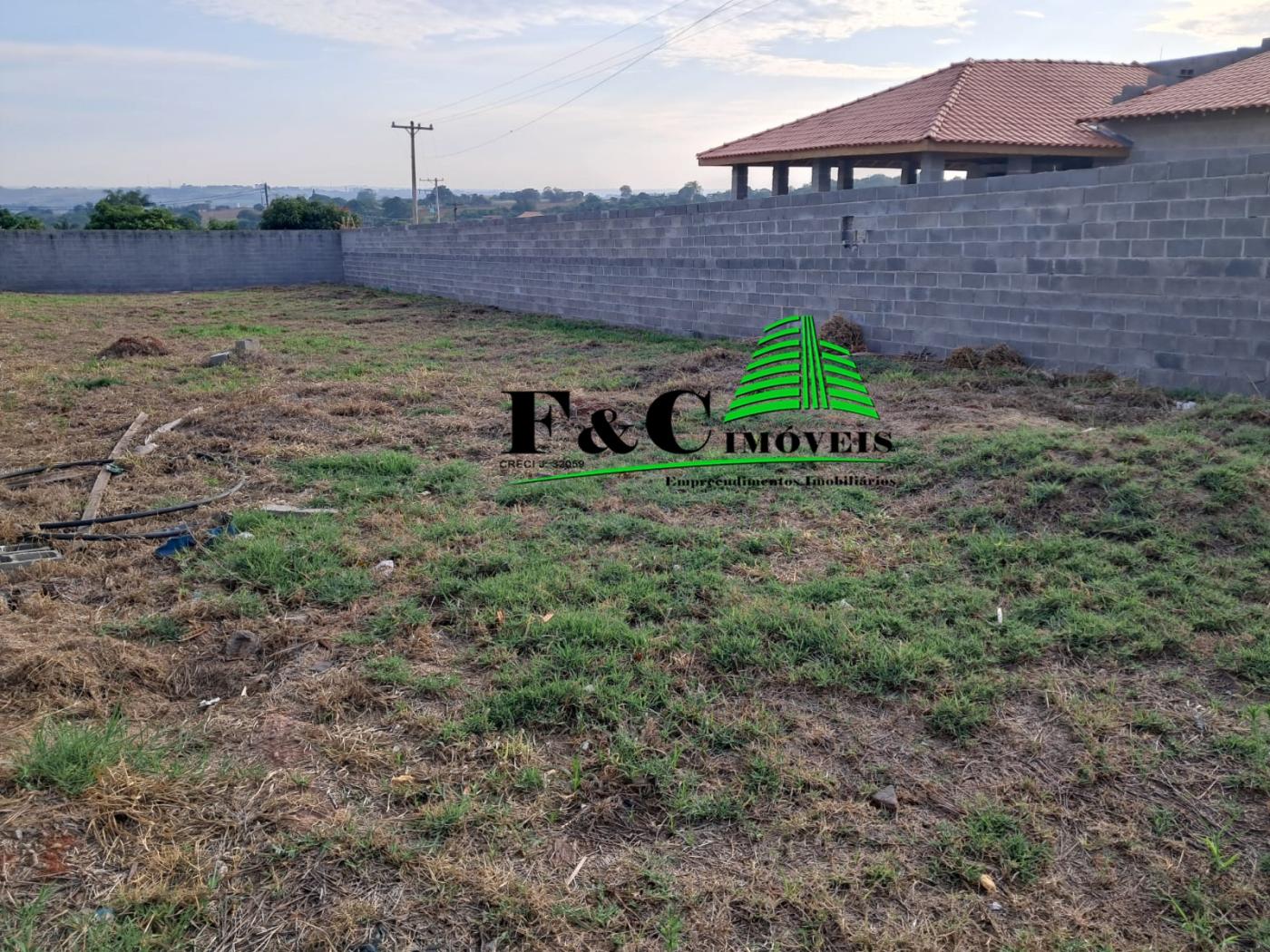 Terreno à venda, 650m² - Foto 2