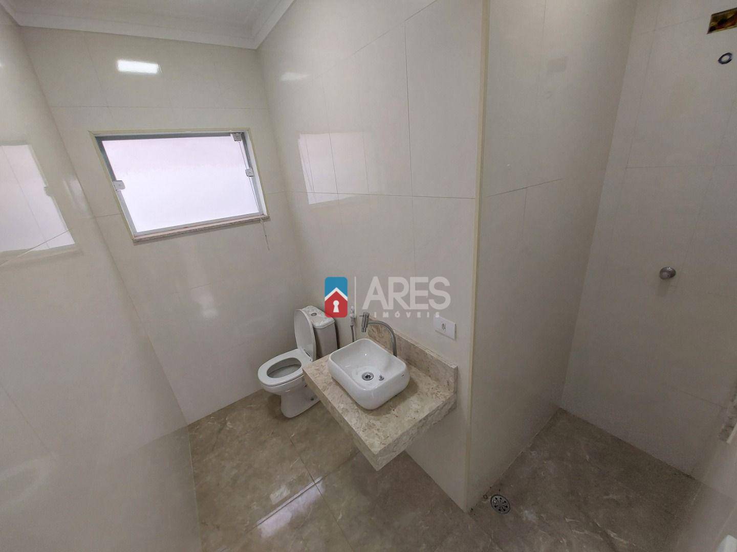 Casa à venda com 4 quartos, 270m² - Foto 17