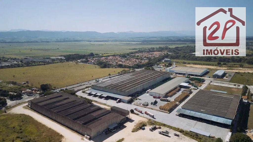 Depósito-Galpão-Armazém para alugar, 30000m² - Foto 1