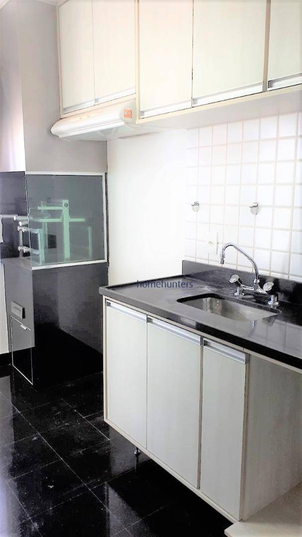 Apartamento para alugar com 3 quartos, 116m² - Foto 12