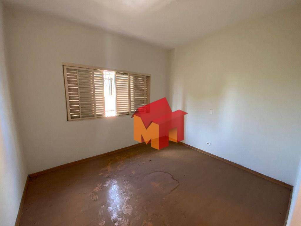 Casa à venda com 3 quartos, 295m² - Foto 8